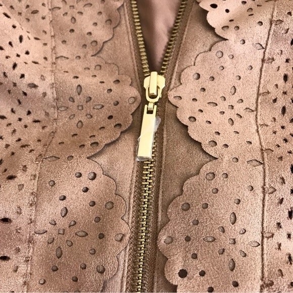 Chicos Faux Suede Perforated Laser Cut Zip Front Long Sleeve Camel Tan Jacket S - Picture 6 of 16